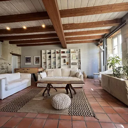 Maison Historique 5 Pieces, 8 Couchages, Jardins Fleuris, Terrasse, Bbq, Proche La Rochelle Et Plages - Fr-1-246-714 *